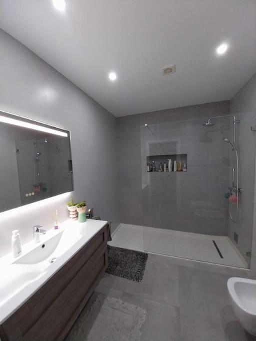 Valadares House Villa Corroios Exterior photo